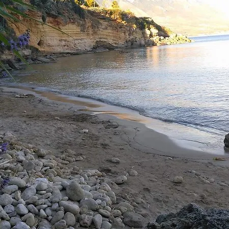 Pessada Bay And * Pesádha