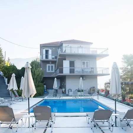 Pessada Bay And Apartmán *